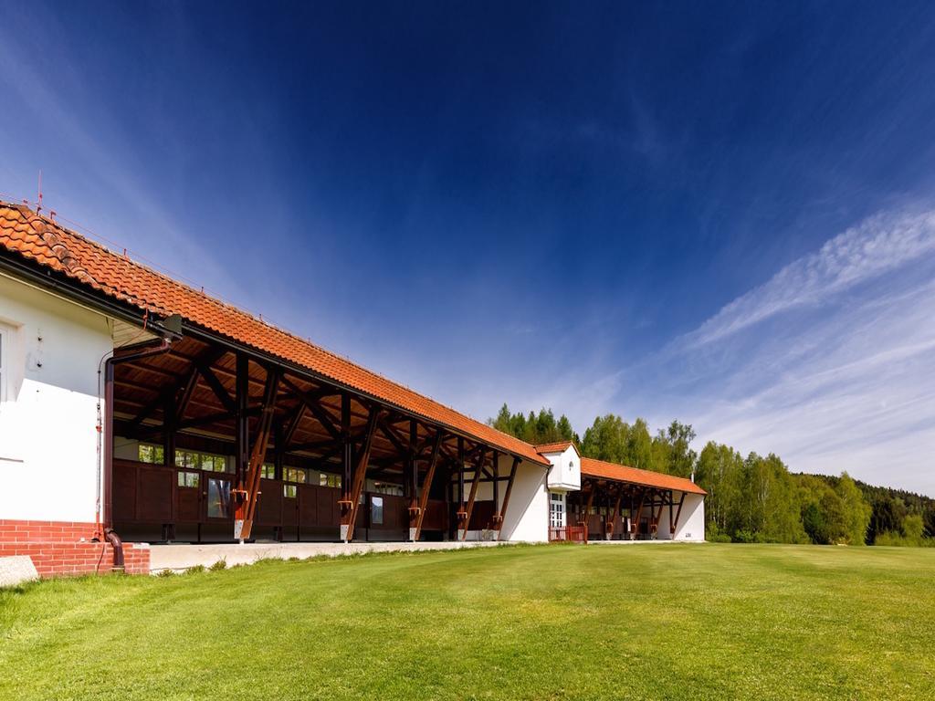 Cihelny Golf & Wellness Resort Karlovy Vary Extérieur photo