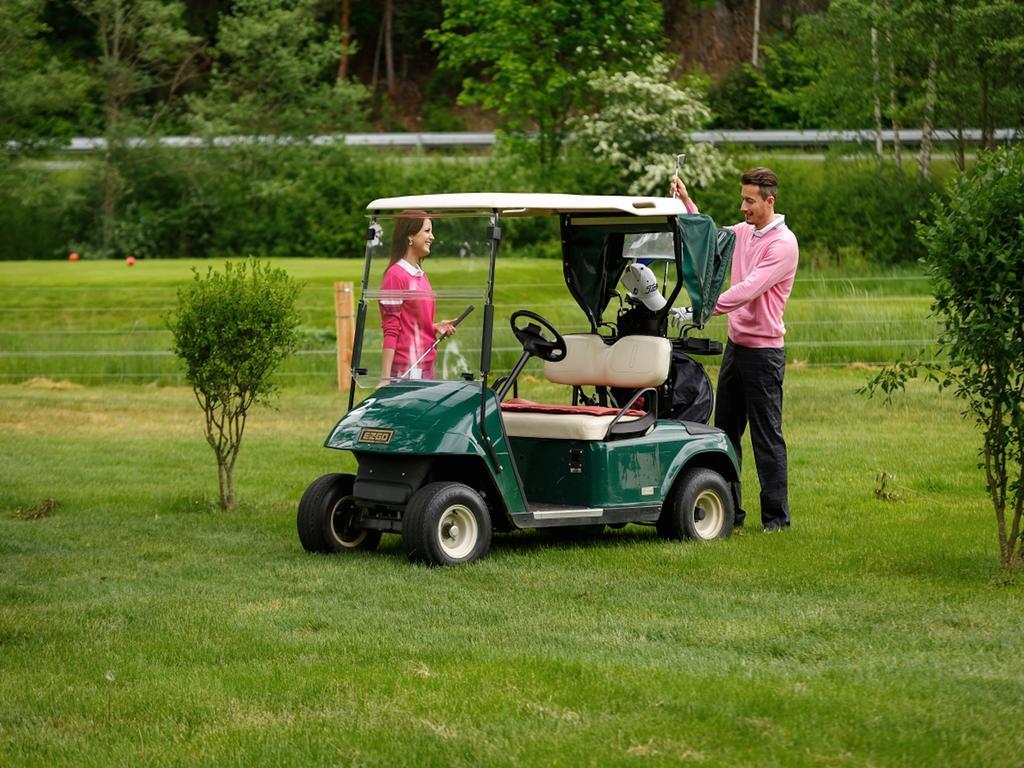 Cihelny Golf & Wellness Resort Karlovy Vary Extérieur photo